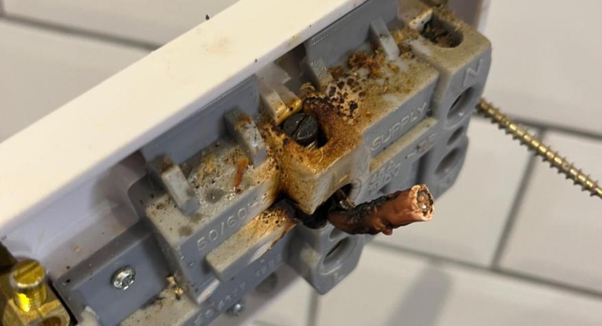 Why have my electrics gone off? - Electrical Fault in Socket - SJ Supplies, Bexley