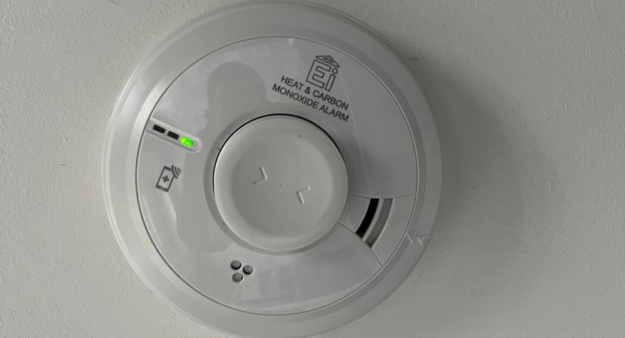 Replacement Smoke Detectors in Stone - SJ Supplies