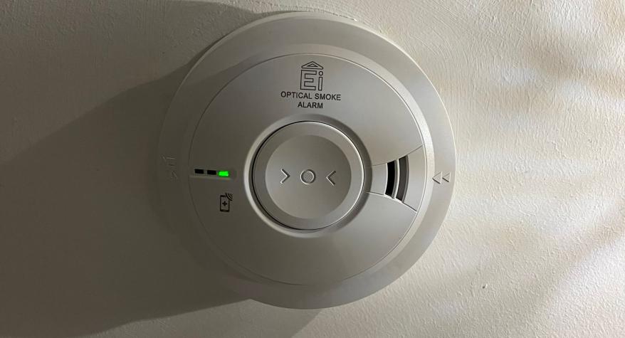 Replacement Smoke Detectors in Stone - SJ Supplies